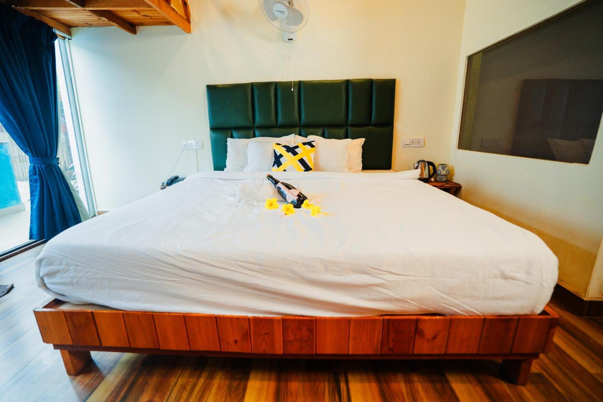 Bayview Cottage Pool Anjuna Ngoại thất bức ảnh